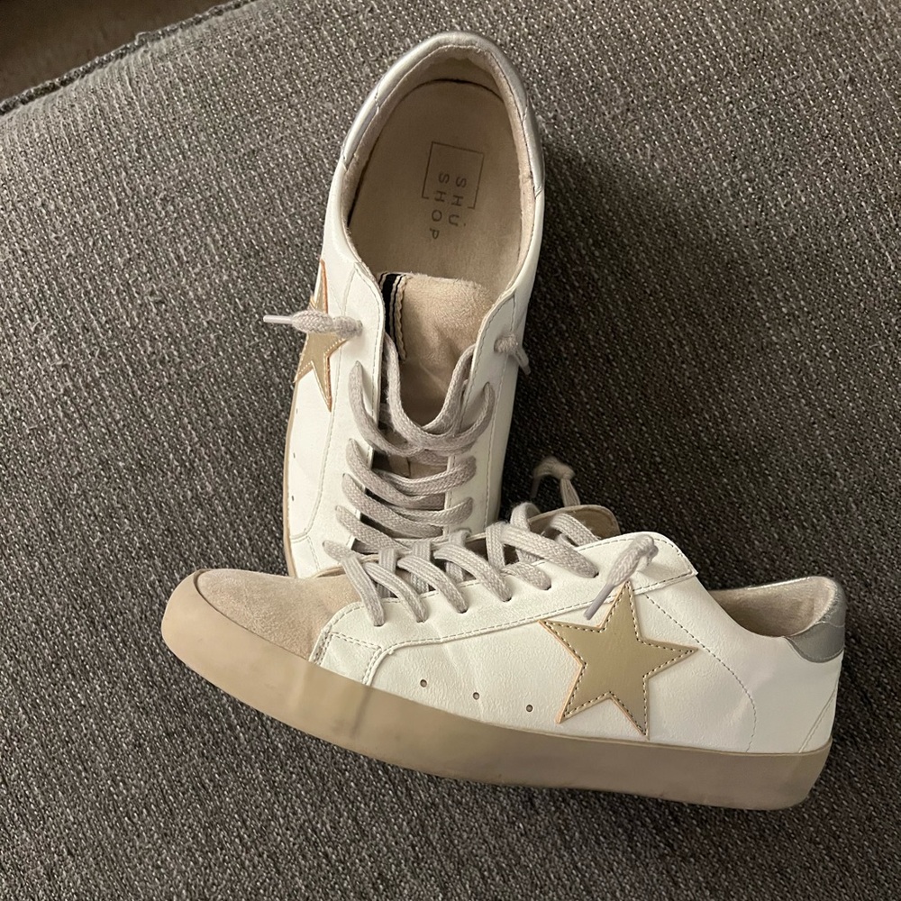 Shu Shop Sneakers Size 9